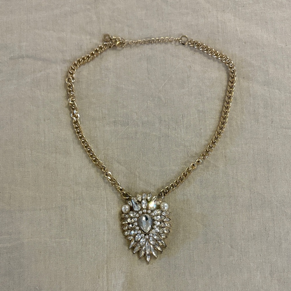 LYDELL VINTAGE STATEMENT NECKLACE